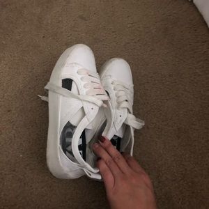 Zara trending sneakers